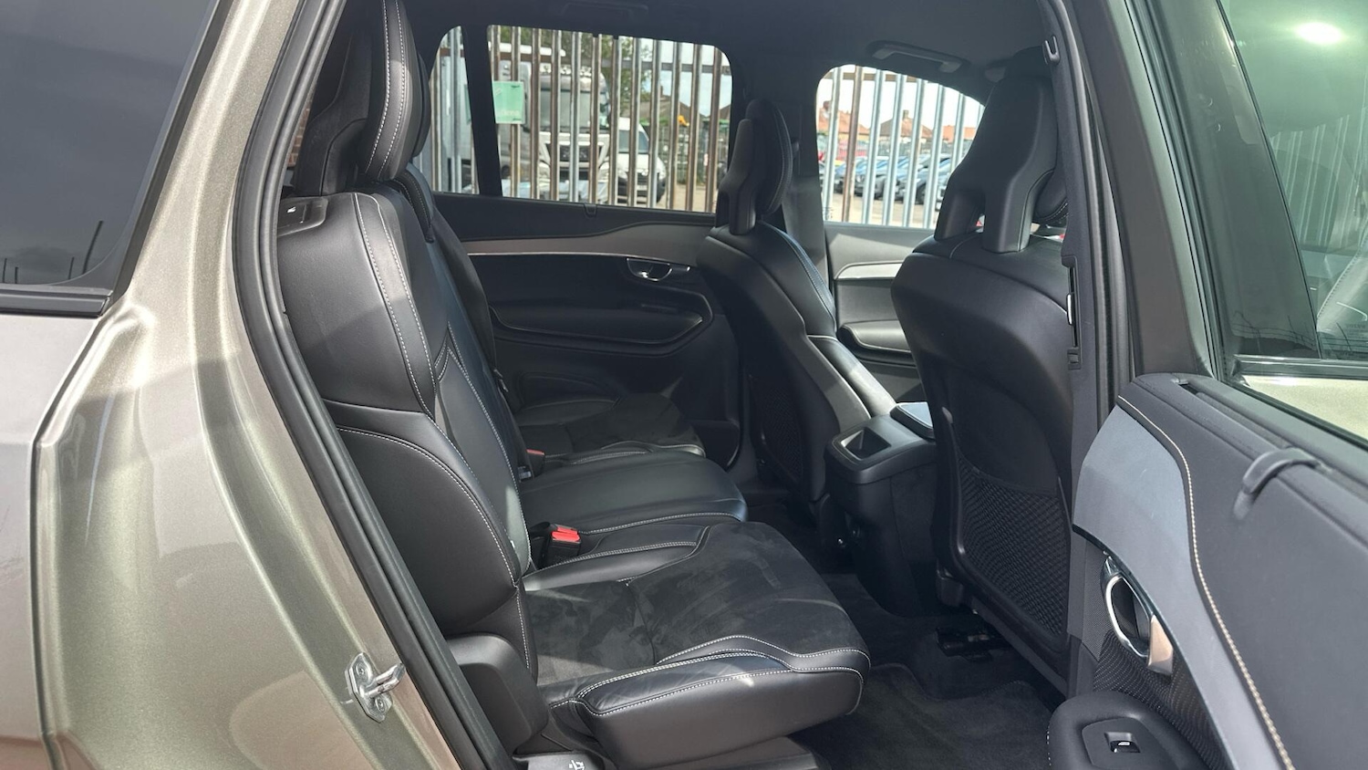 Used Volvo XC90 2021 for sale - 76306952: Photo 6