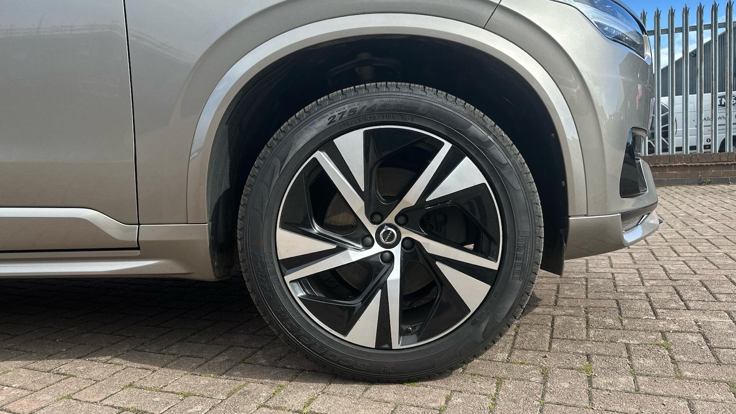 Used Volvo XC90 2021 for sale - 76306952: Photo 9