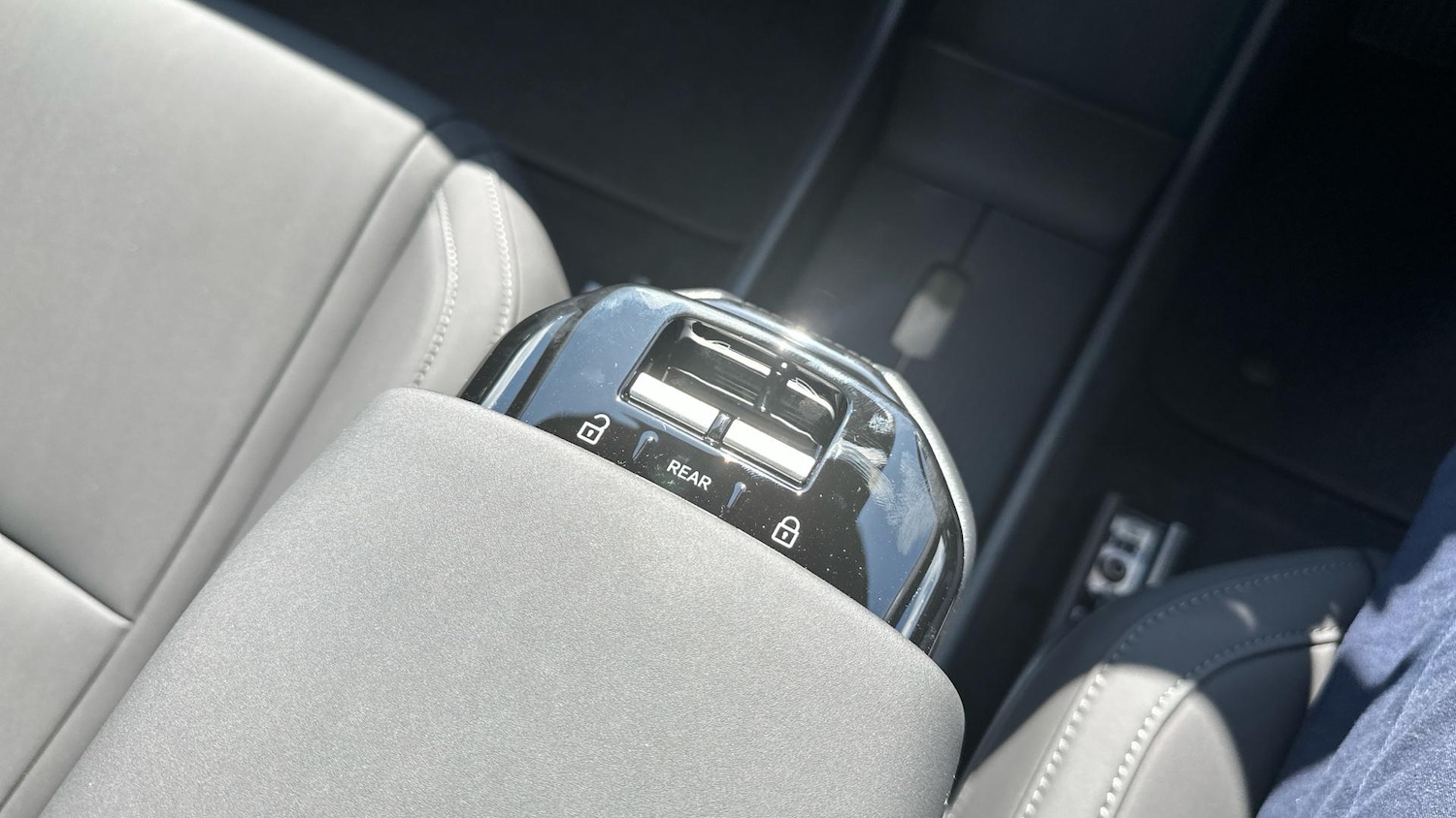 Used Volvo EX30 2025 for sale - 76306348: Photo 24