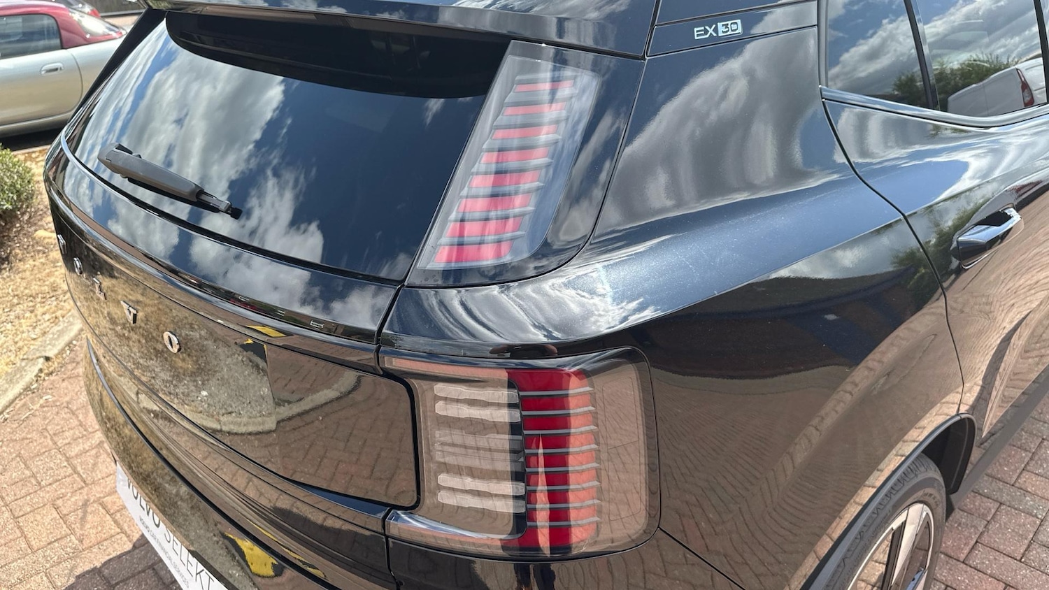 Used Volvo EX30 2025 for sale - 76306348: Photo 42