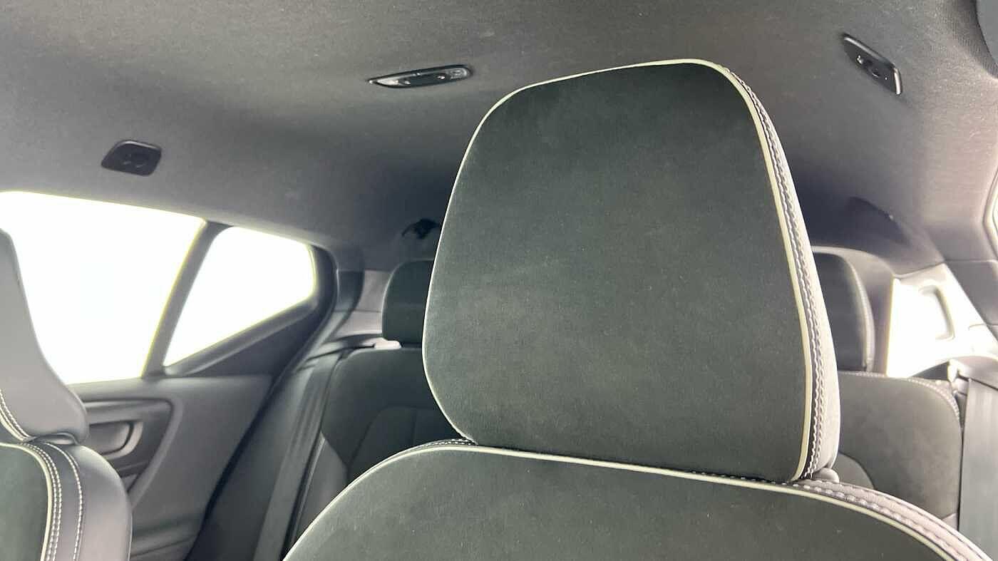 Used Volvo XC40 2021 for sale - 77673051: Photo 11