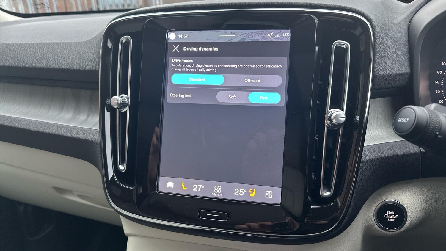 Used Volvo XC40 for sale - 77670555: Photo 49