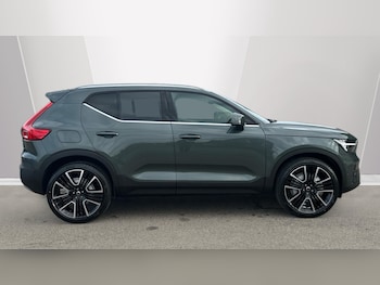 Used Volvo XC40 2025 for sale - 76658591: Photo