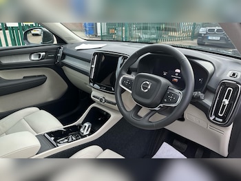 Used Volvo XC40 2025 for sale - 76658591: Photo