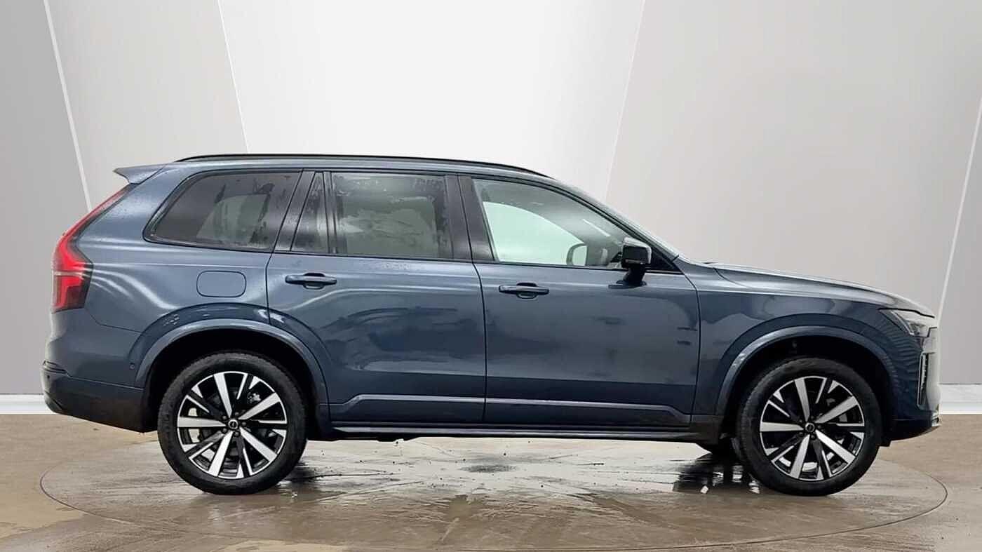 Used Volvo XC90 2025 for sale - 77538451: Photo 2