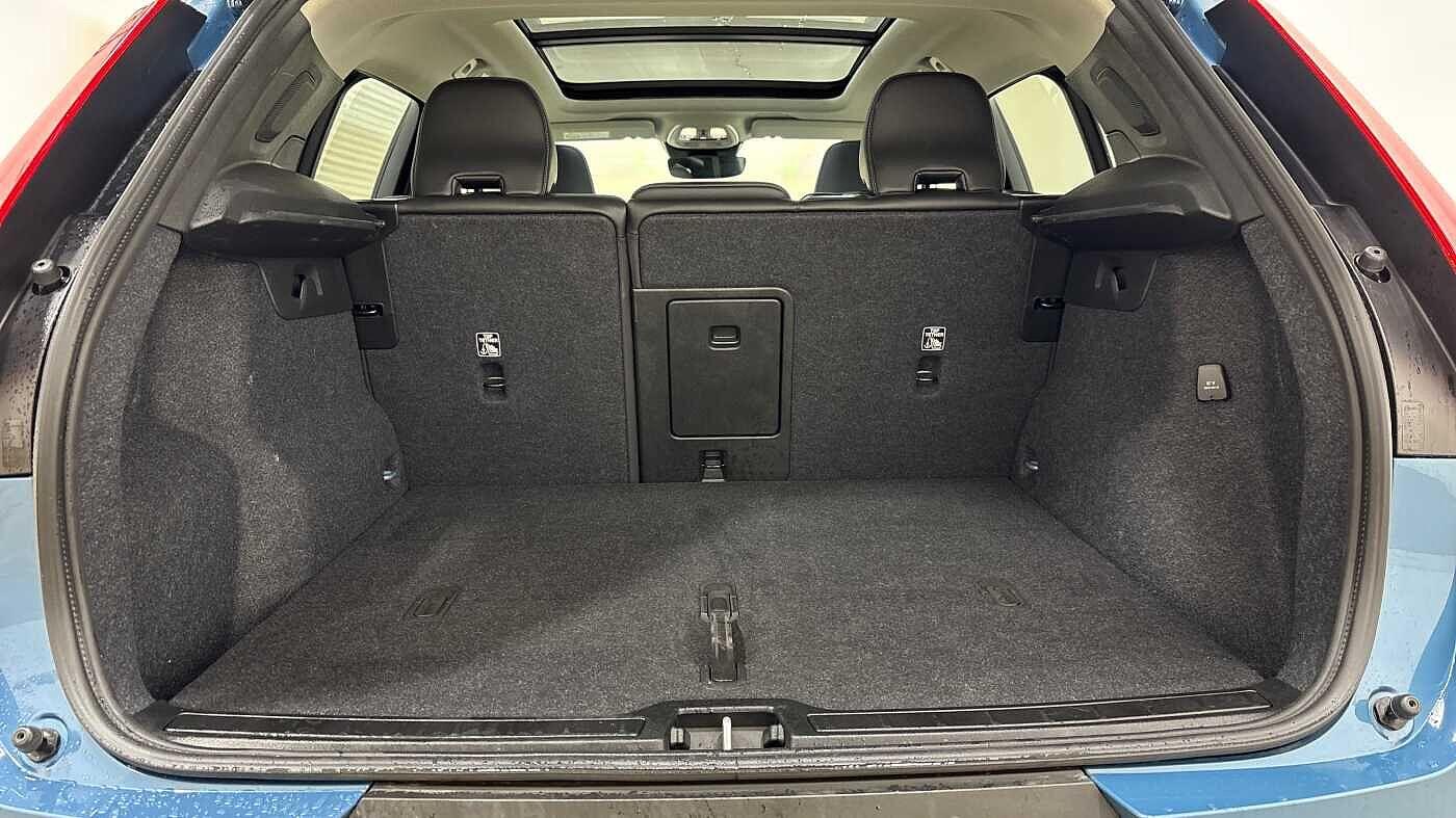 Used Volvo XC40 2025 for sale - 76607590: Photo 14