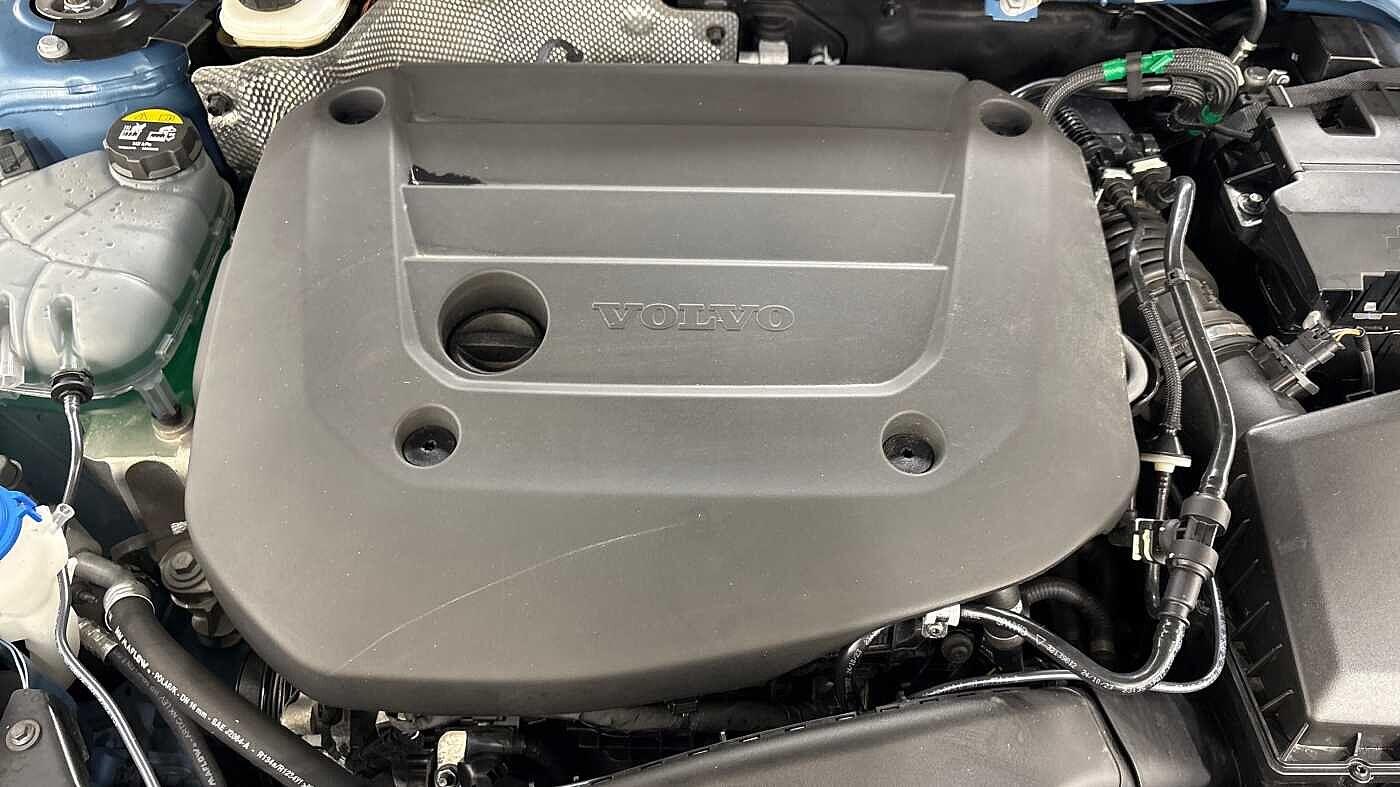 Used Volvo XC40 2025 for sale - 76607590: Photo 15