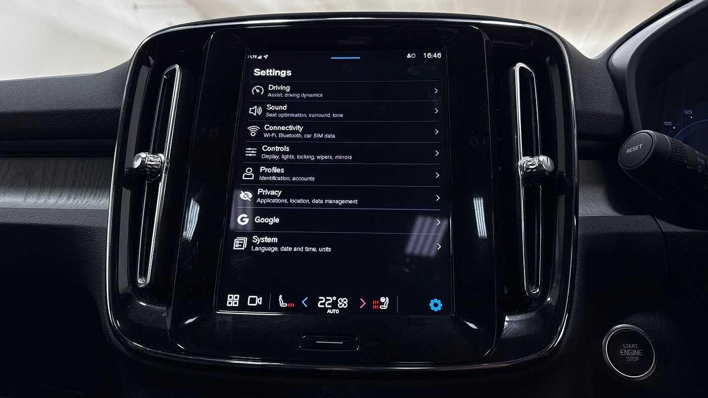 Used Volvo XC40 2025 for sale - 76607590: Photo 35