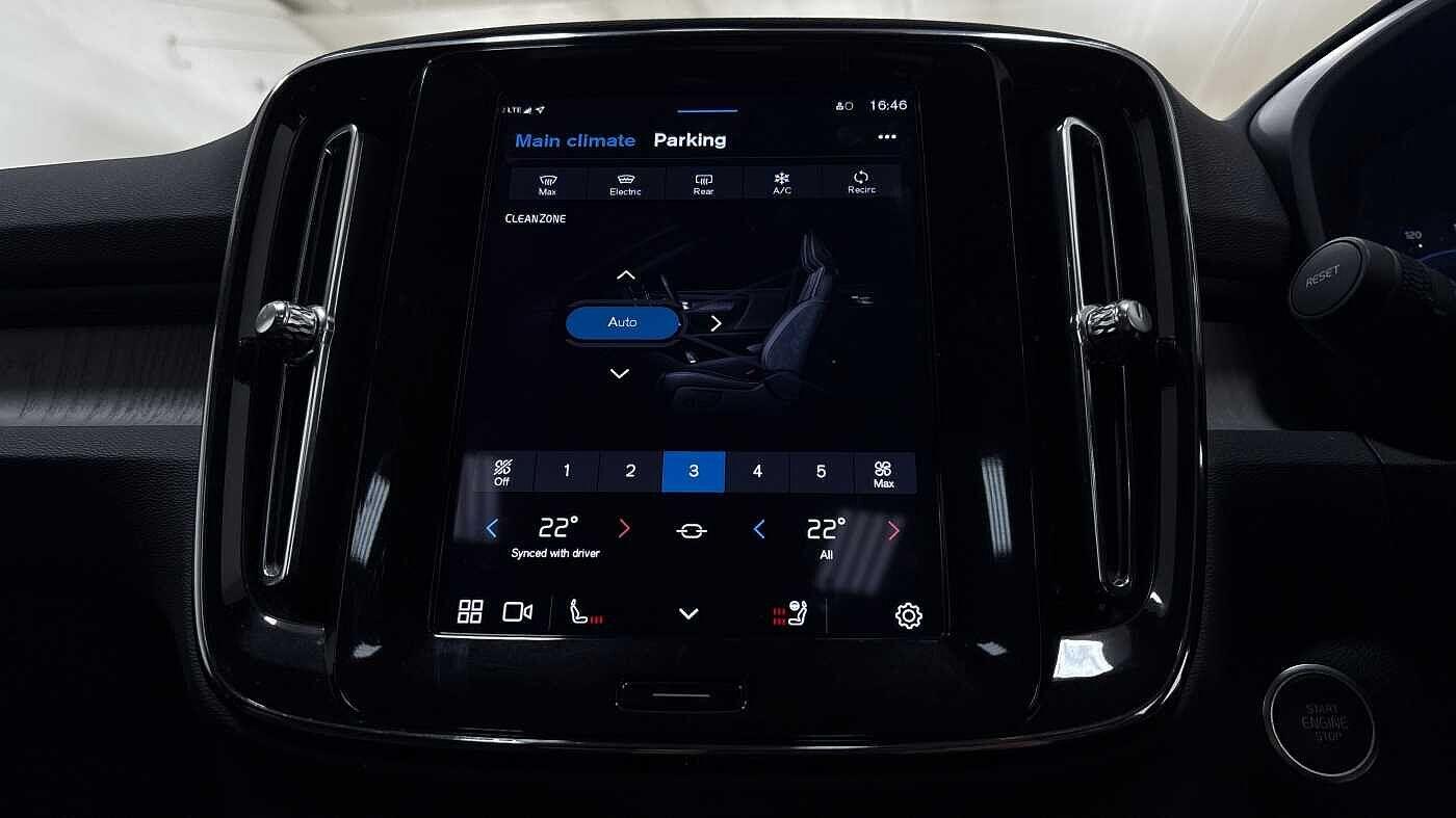 Used Volvo XC40 2025 for sale - 76607590: Photo 39