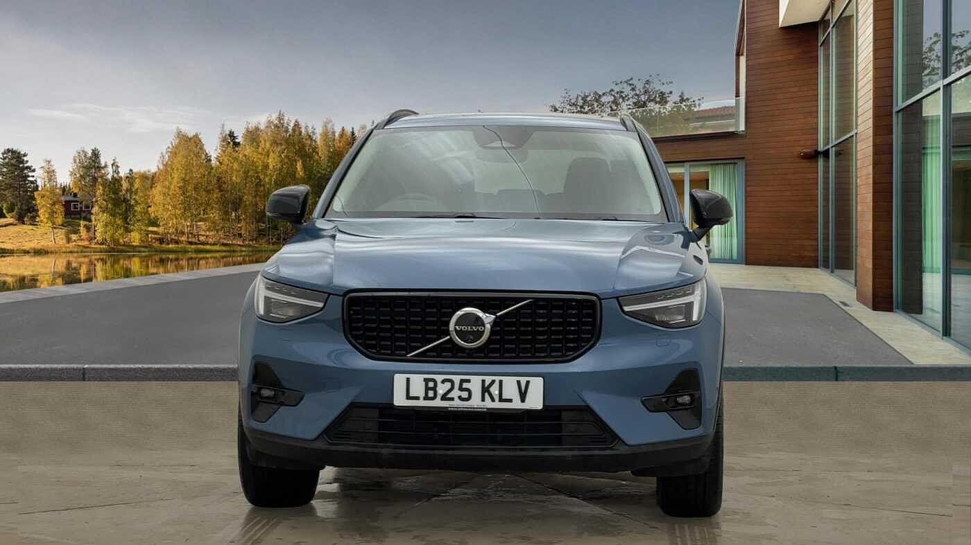 Used Volvo XC40 2025 for sale - 76607590: Photo 8