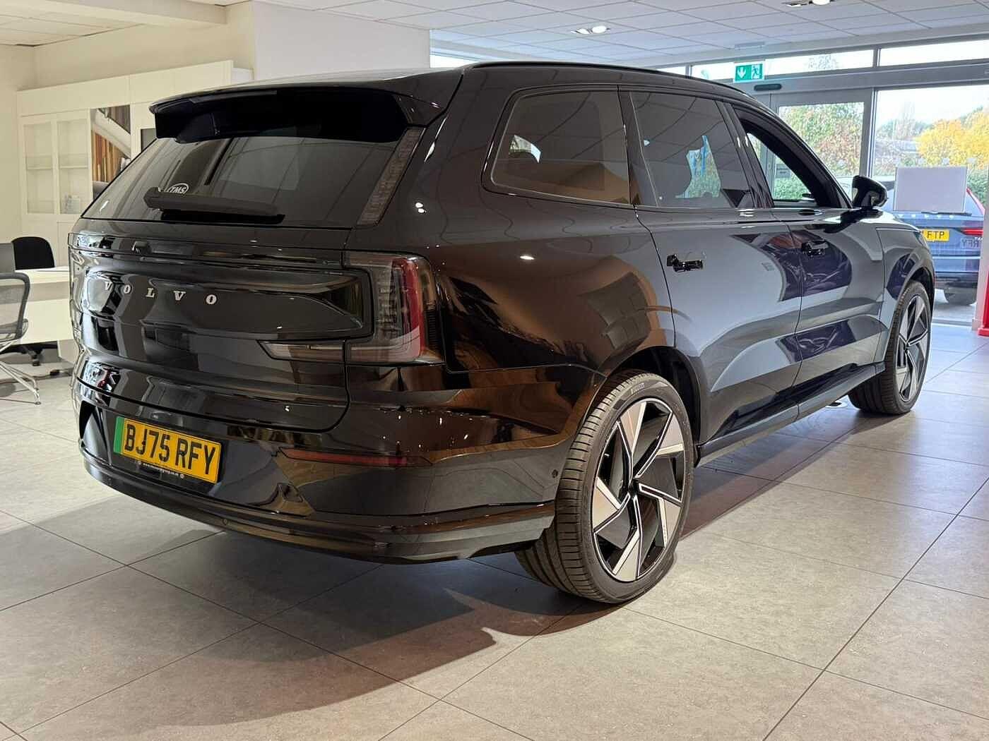 Used Volvo EX90 for sale - 76561266: Photo 3