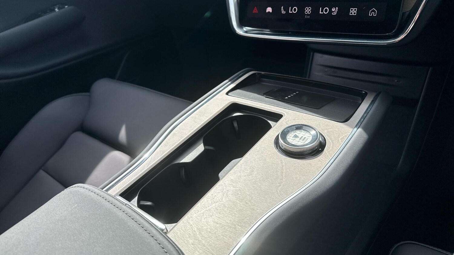 Used Volvo EX90 2025 for sale - 77673140: Photo 25