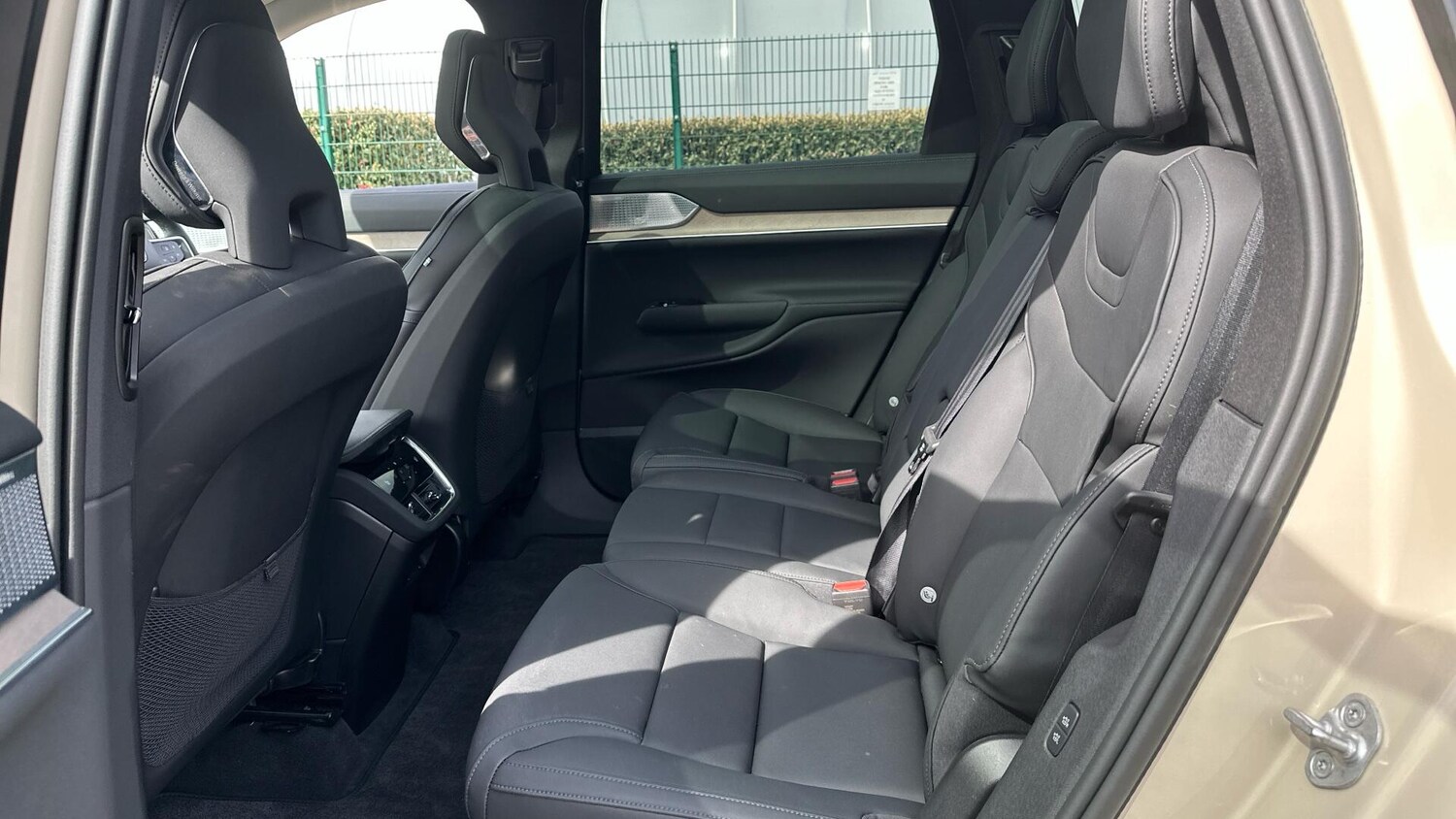 Used Volvo EX90 2025 for sale - 77673140: Photo 32