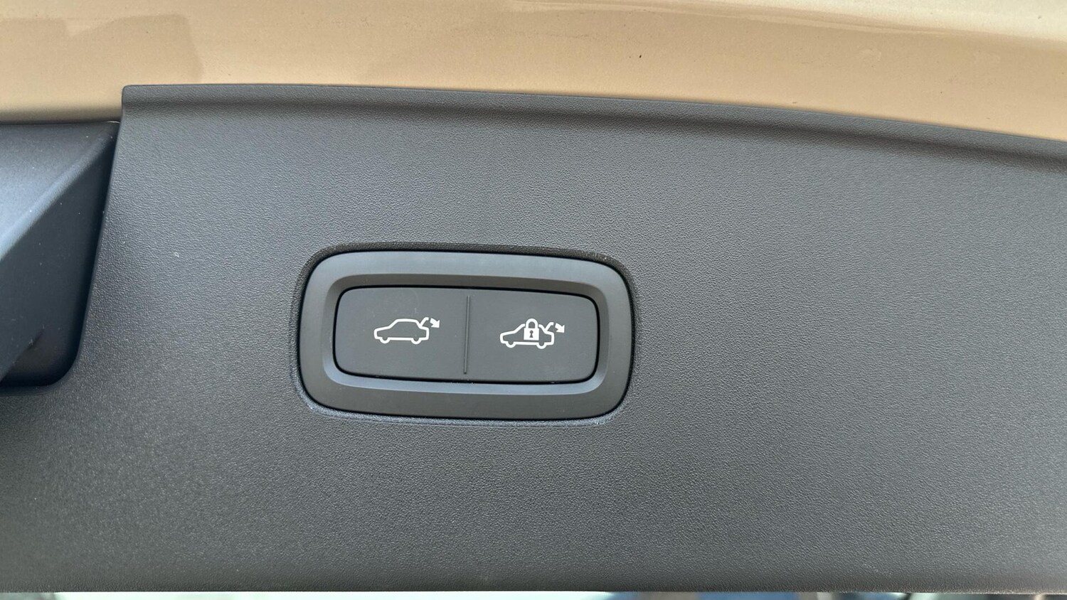 Used Volvo EX90 2025 for sale - 77673140: Photo 34