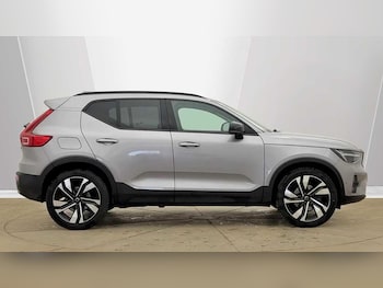 Used Volvo XC40 2025 for sale - 78946490: Photo