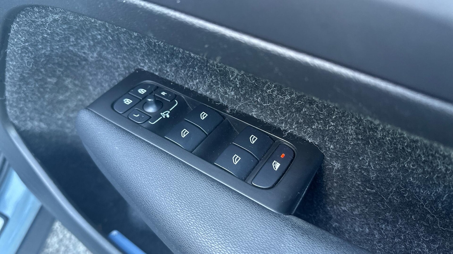 Used Volvo XC40 2021 for sale - 76307729: Photo 21