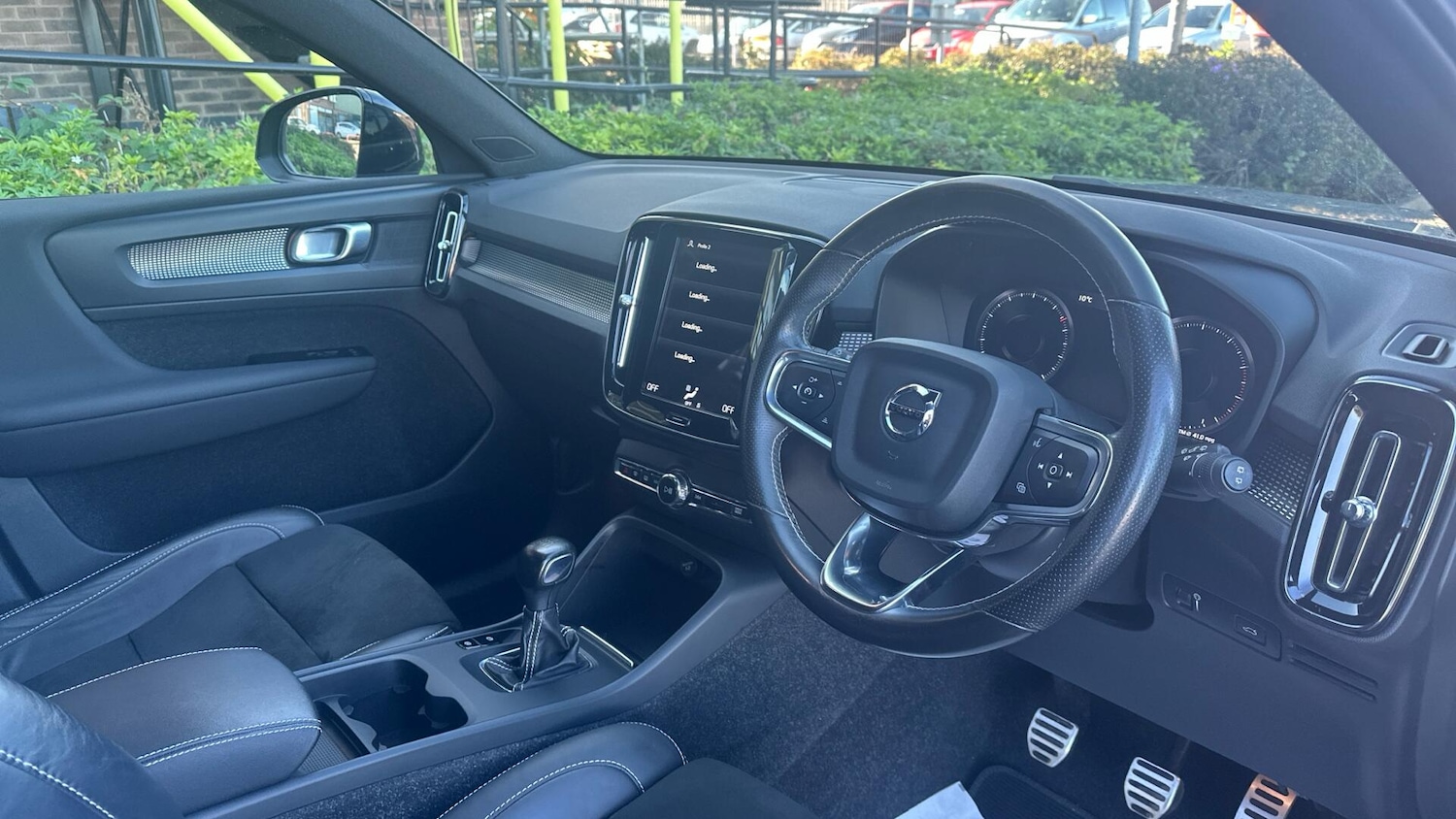 Used Volvo XC40 2021 for sale - 76307729: Photo 4