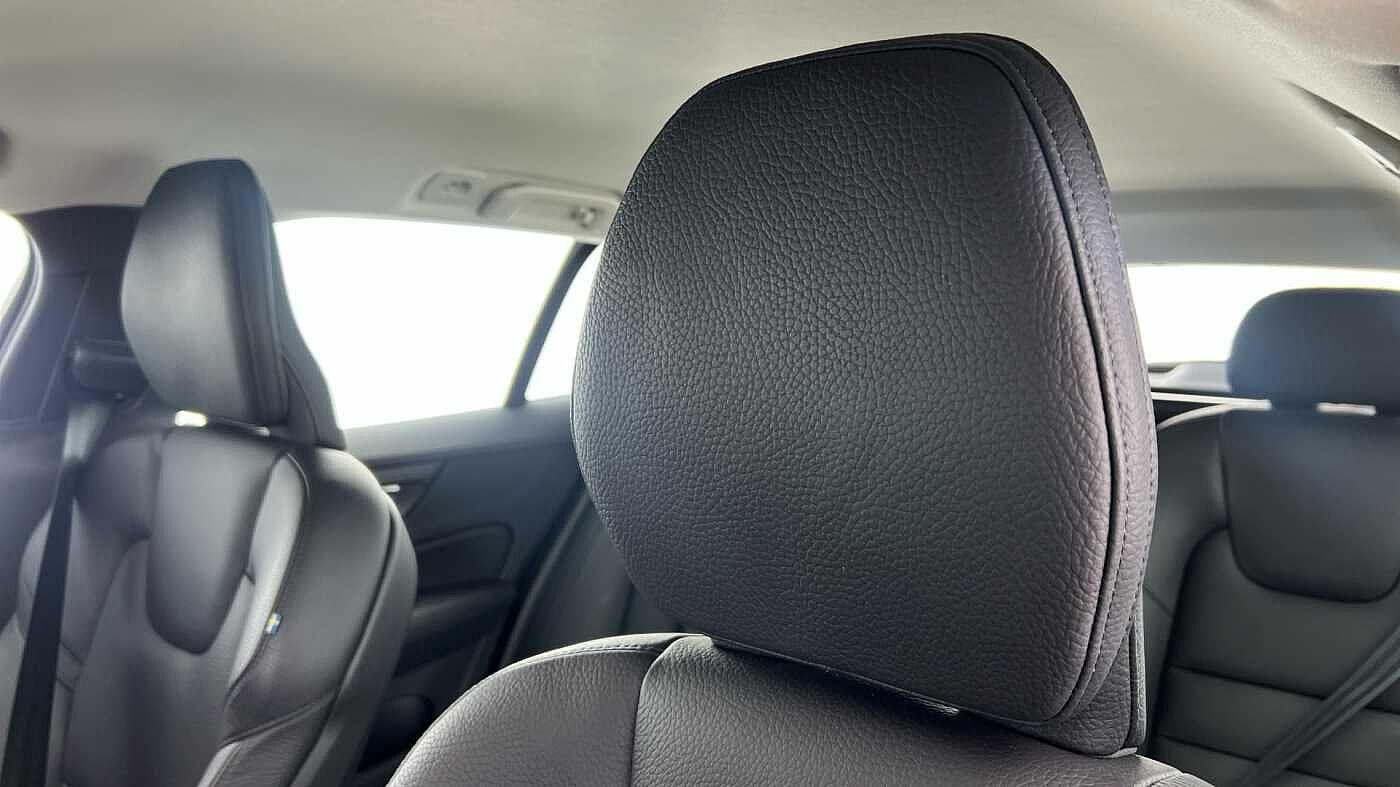 Used Volvo V60 2022 for sale - 76700900: Photo 11