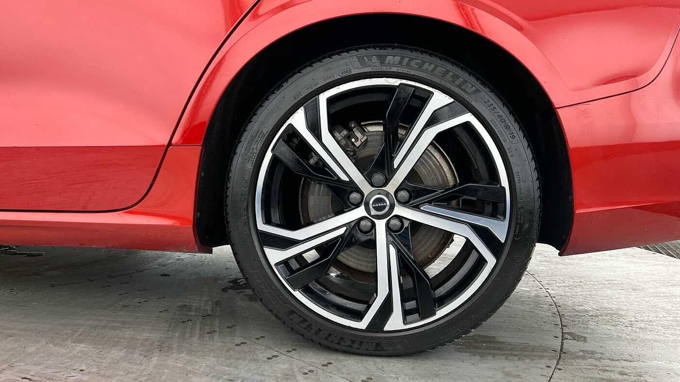 Used Volvo V60 2022 for sale - 76700900: Photo 4