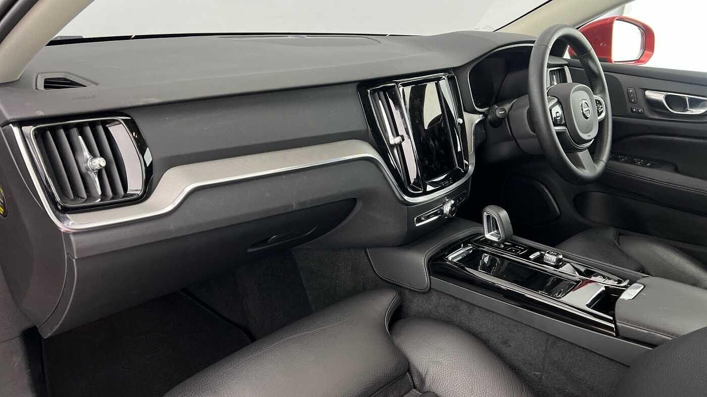 Used Volvo V60 2022 for sale - 76700900: Photo 6