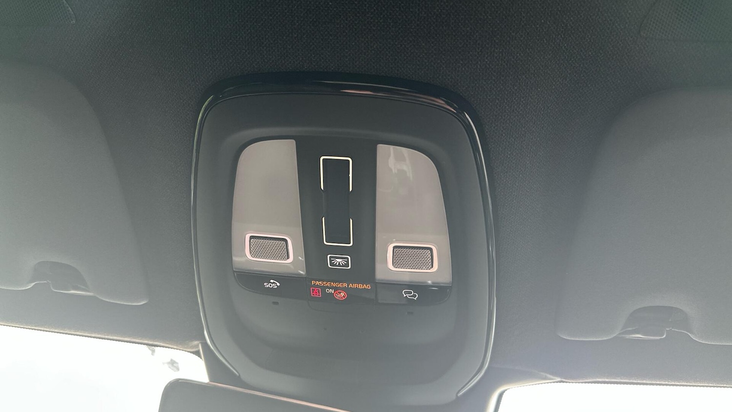 Used Volvo XC40 2025 for sale - 76307635: Photo 26