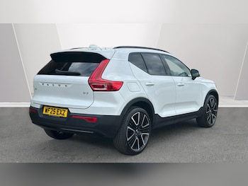 Used Volvo XC40 2025 for sale - 76307635: Photo