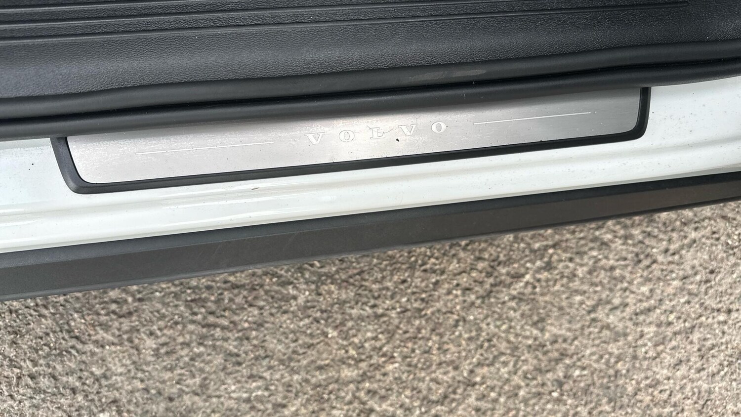 Used Volvo XC40 2025 for sale - 76307635: Photo 32