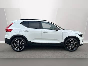 Used Volvo XC40 2025 for sale - 76307635: Photo
