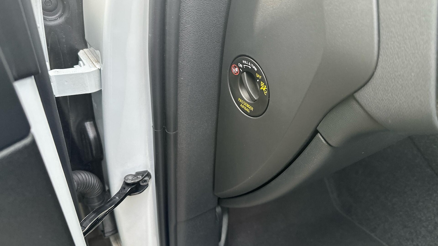 Used Volvo XC40 2025 for sale - 76307635: Photo 46