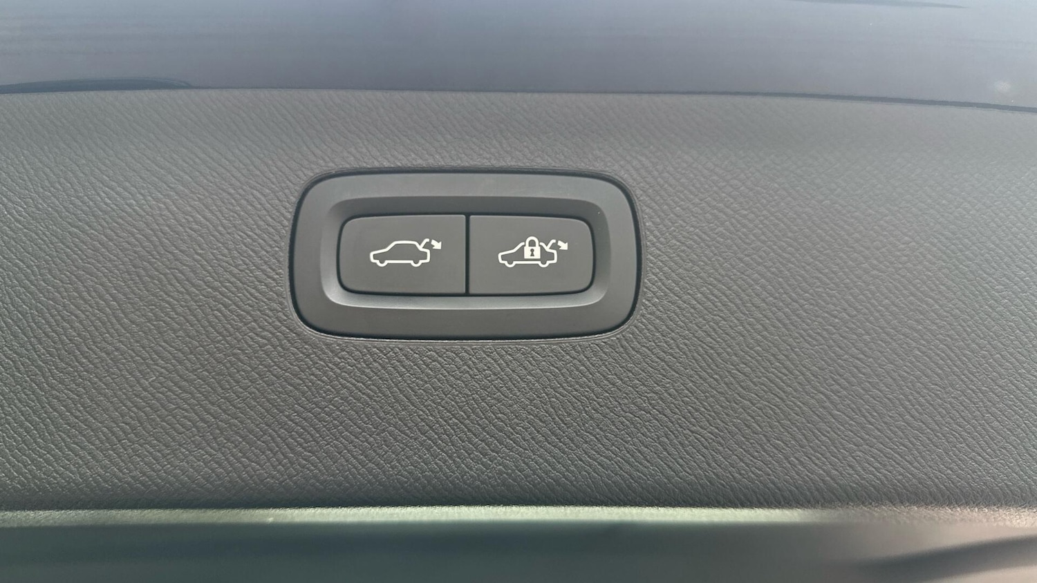 Used Volvo XC90 2021 for sale - 76634090: Photo 31