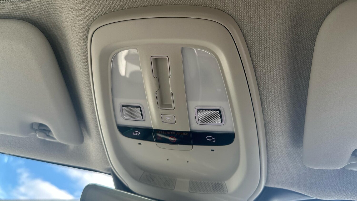 Used Volvo XC40 2025 for sale - 77672977: Photo 26