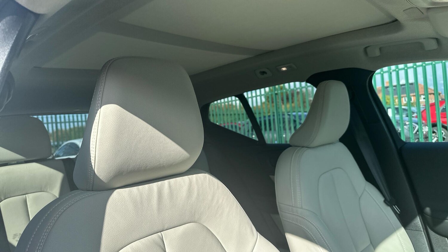 Used Volvo XC40 2025 for sale - 77672977: Photo 29