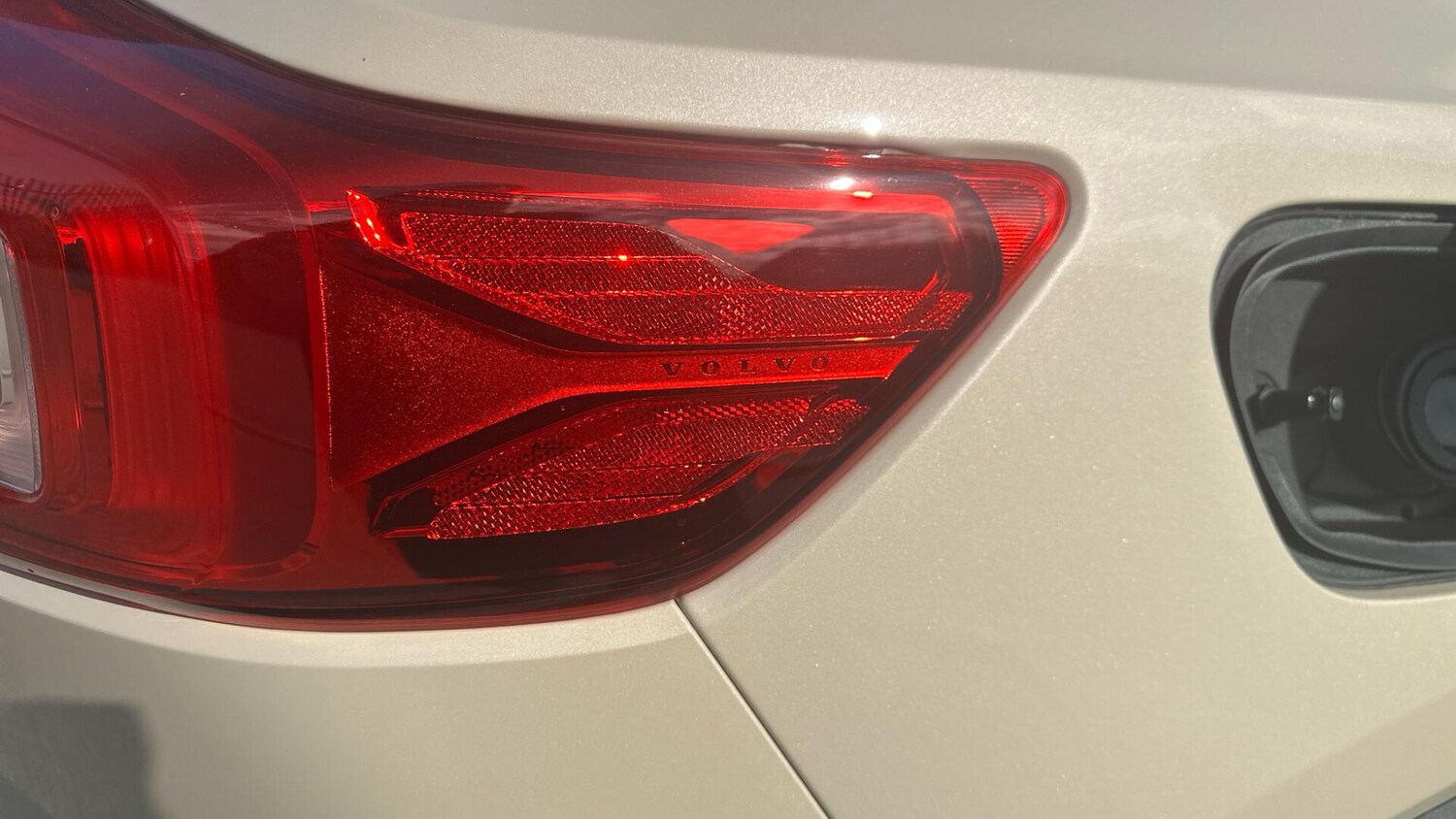 Used Volvo XC40 2025 for sale - 77672977: Photo 38