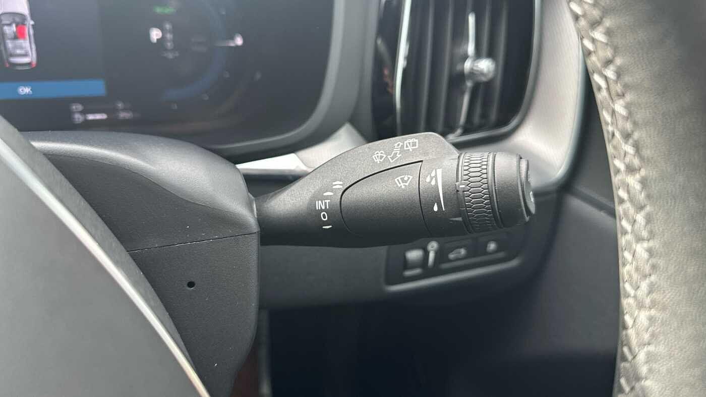 Used Volvo XC60 2021 for sale - 76306638: Photo 25