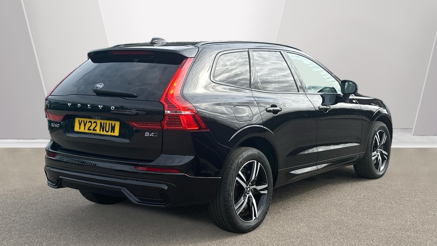 Used Volvo XC60 2022 for sale - 76306465: Photo 2