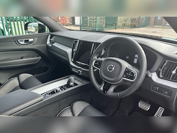 Used Volvo XC60 2022 for sale - 76306465: Photo
