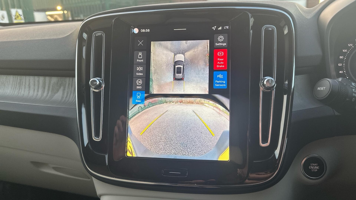 Used Volvo XC40 2025 for sale - 77156771: Photo 17