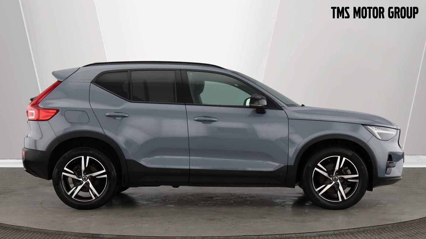 Used Volvo XC40 2022 for sale - 77673144: Photo 2