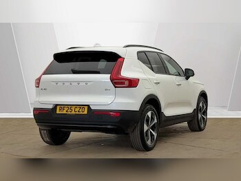 Used Volvo XC40 2025 for sale - 78947279: Photo