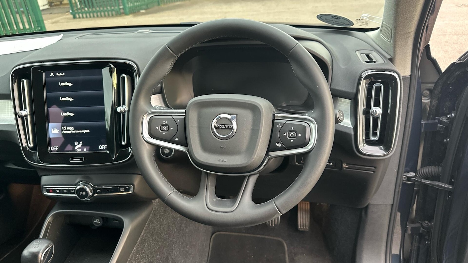 Used Volvo XC40 2021 for sale - 76307630: Photo 10