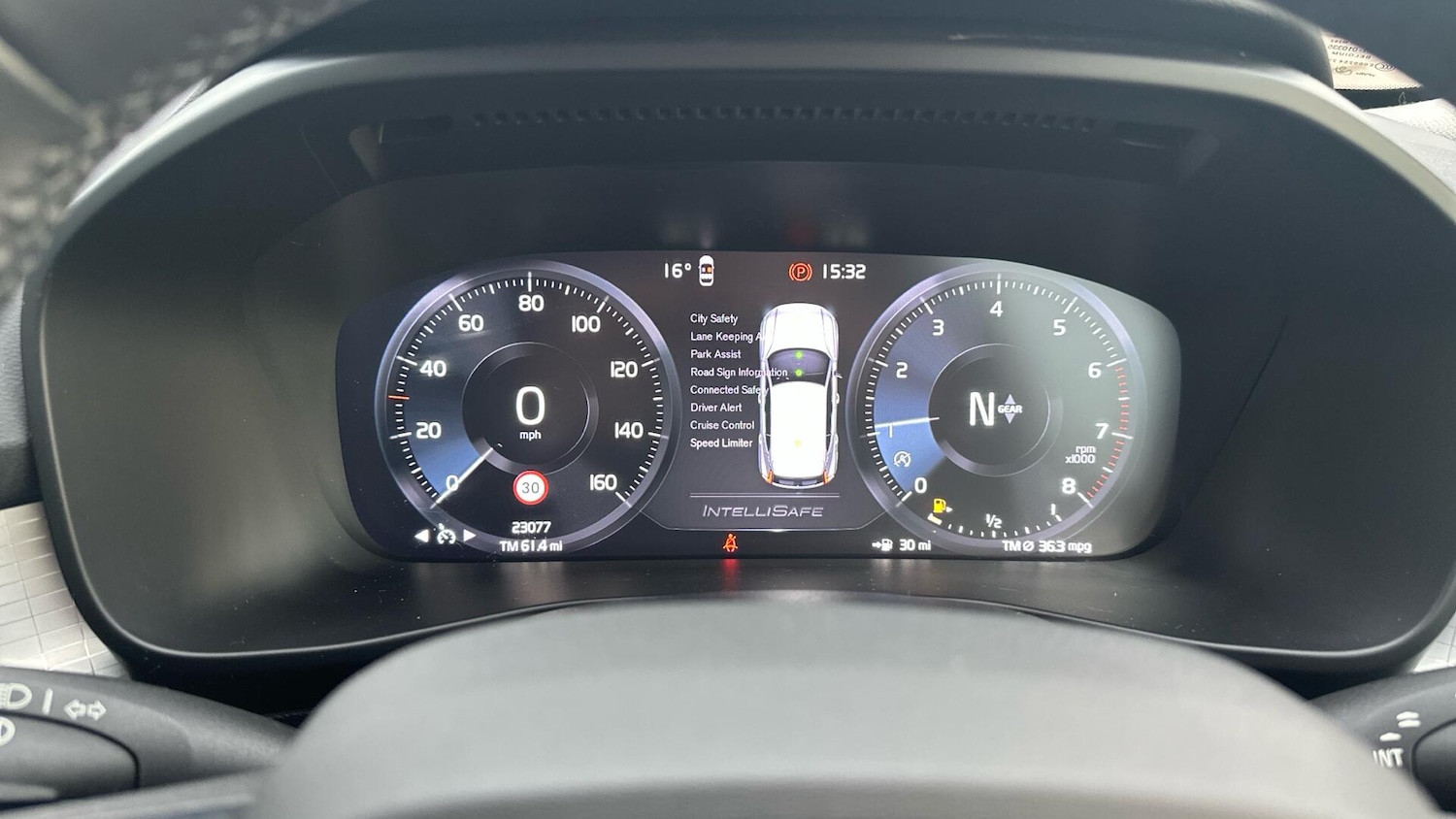 Used Volvo XC40 2021 for sale - 76307630: Photo 11