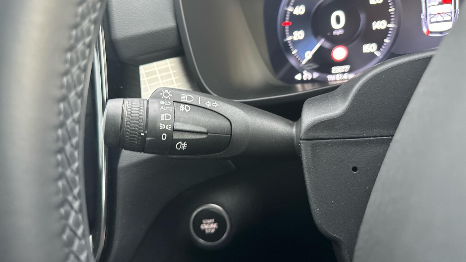 Used Volvo XC40 2021 for sale - 76307630: Photo 17