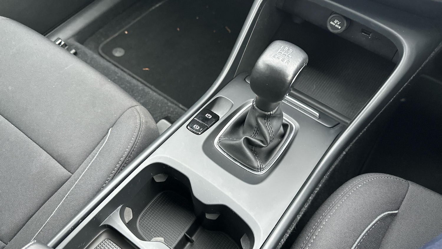 Used Volvo XC40 2021 for sale - 76307630: Photo 22