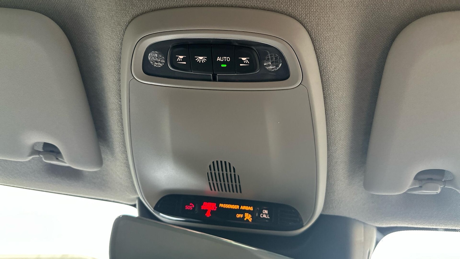 Used Volvo XC40 2021 for sale - 76307630: Photo 24