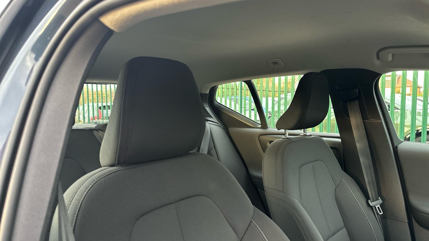 Used Volvo XC40 2021 for sale - 76307630: Photo 27