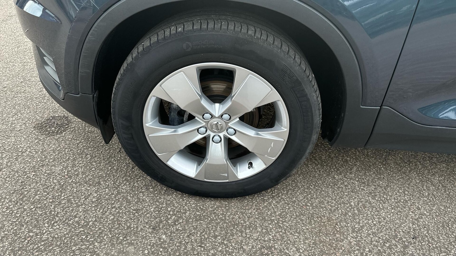 Used Volvo XC40 2021 for sale - 76307630: Photo 39