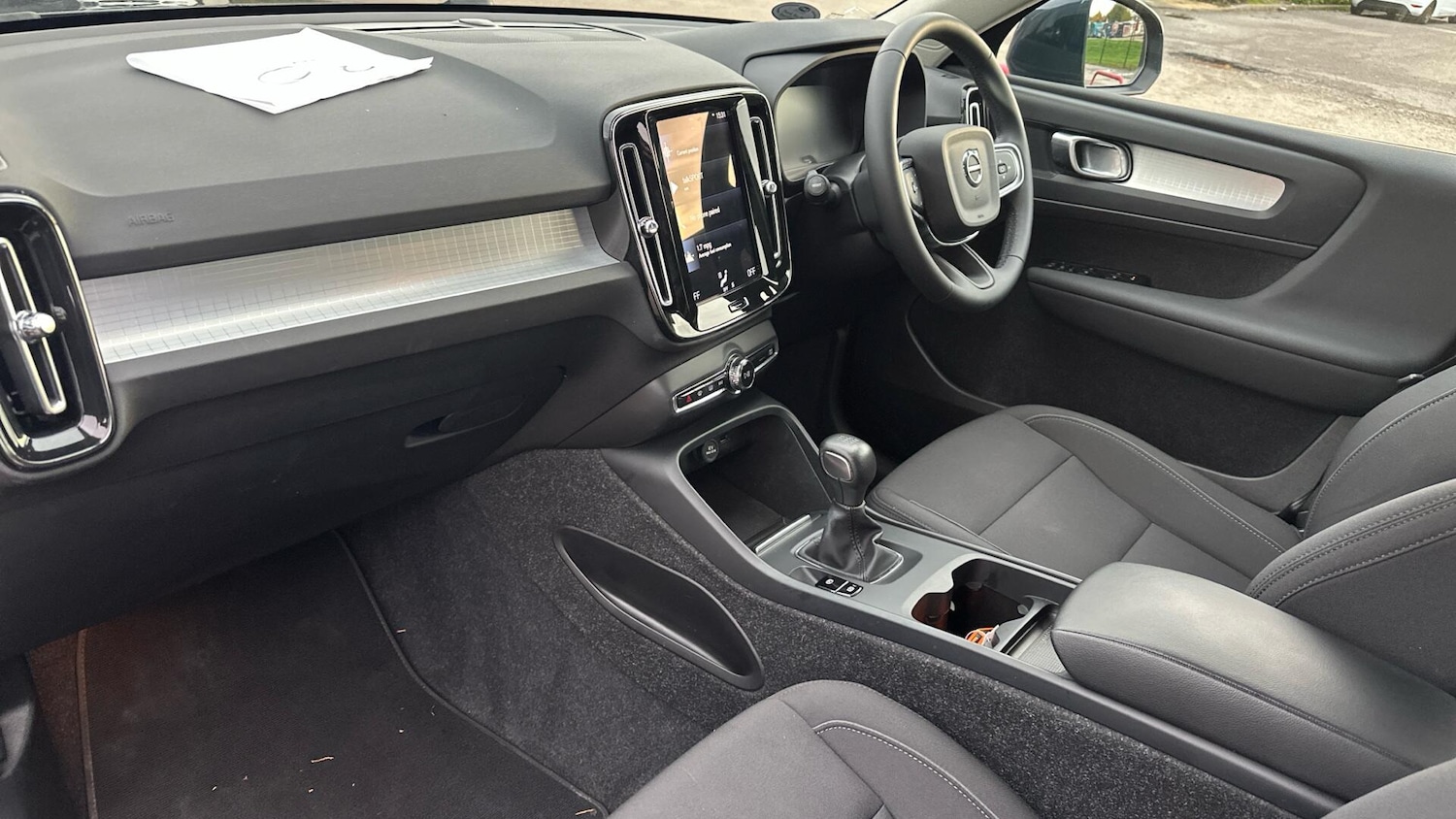 Used Volvo XC40 2021 for sale - 76307630: Photo 41