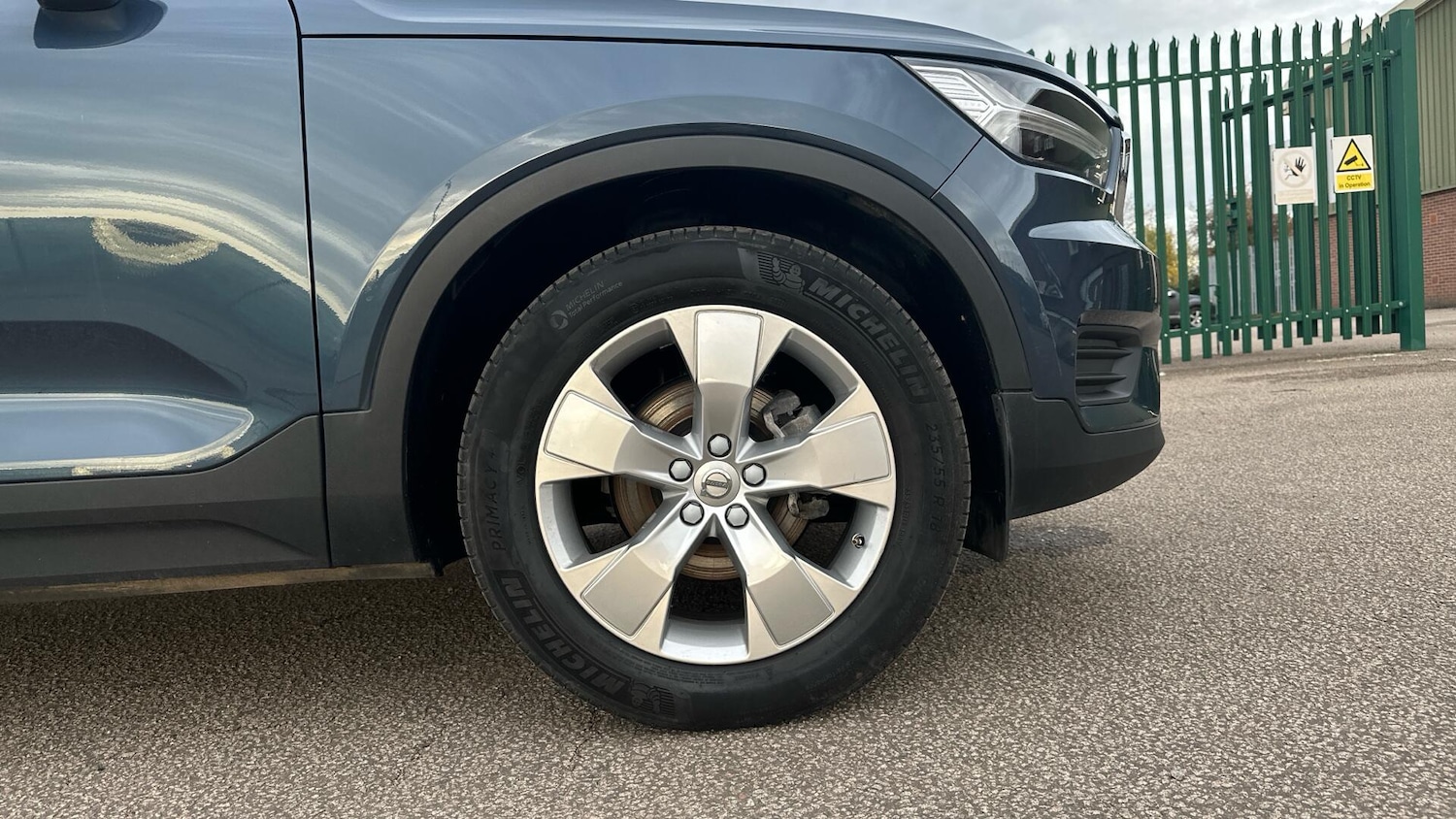 Used Volvo XC40 2021 for sale - 76307630: Photo 9