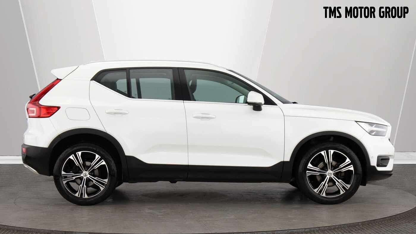 Used Volvo XC40 for sale - 77279729: Photo 2