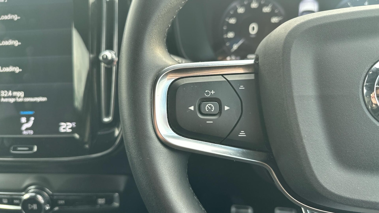 Used Volvo XC40 2022 for sale - 76306909: Photo 19